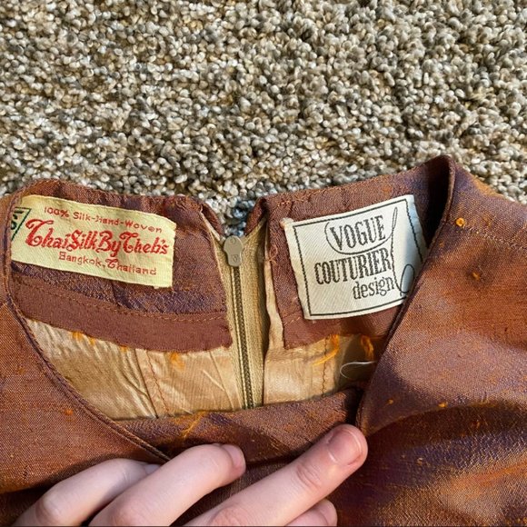 Vintage 1950s Vogue Couturier Design Handwoven Iridescent Silk Midi Dress - Picture 4 of 9